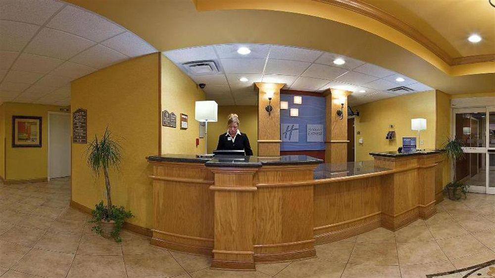 Holiday Inn Express Hotel & Suites Louisville South-Hillview, An Ihg Hotel Εξωτερικό φωτογραφία